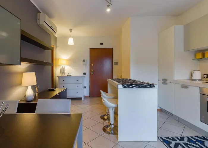 Le Volpi In Citta By Reasy&busy דירה