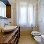 Le Volpi In Citta By Reasy&busy